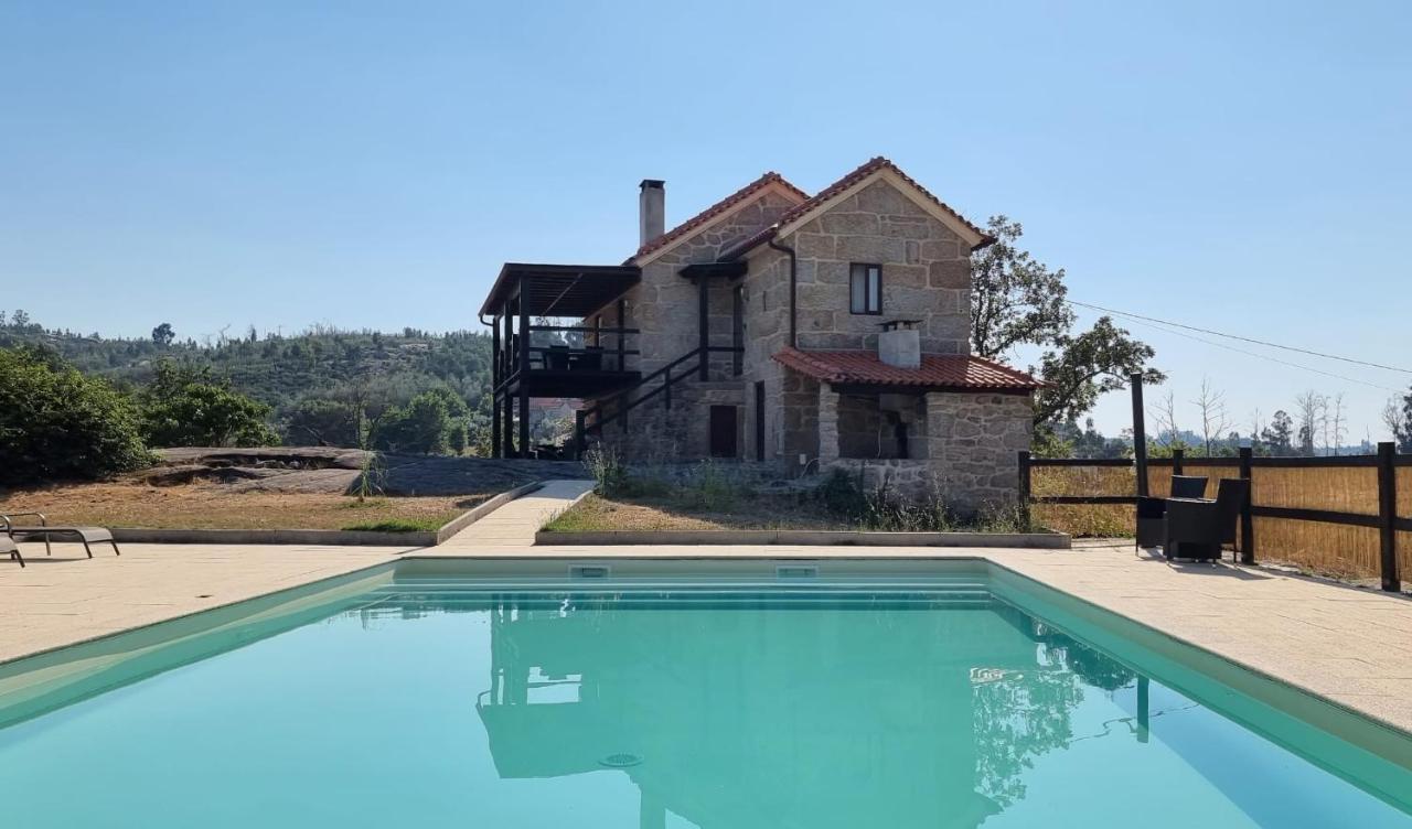 Apartamento Quinta Da Adarnela Lagares da Beira Exterior foto